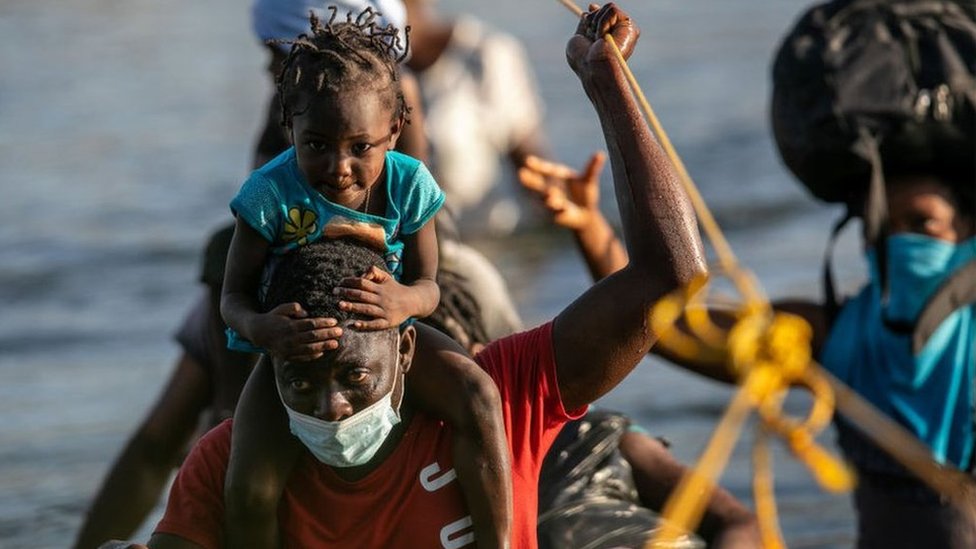 Migrantes de Haití: 5 claves para entender la desesperada situación de los haitianos que recorren América Latina para llegar a Estados Unidos