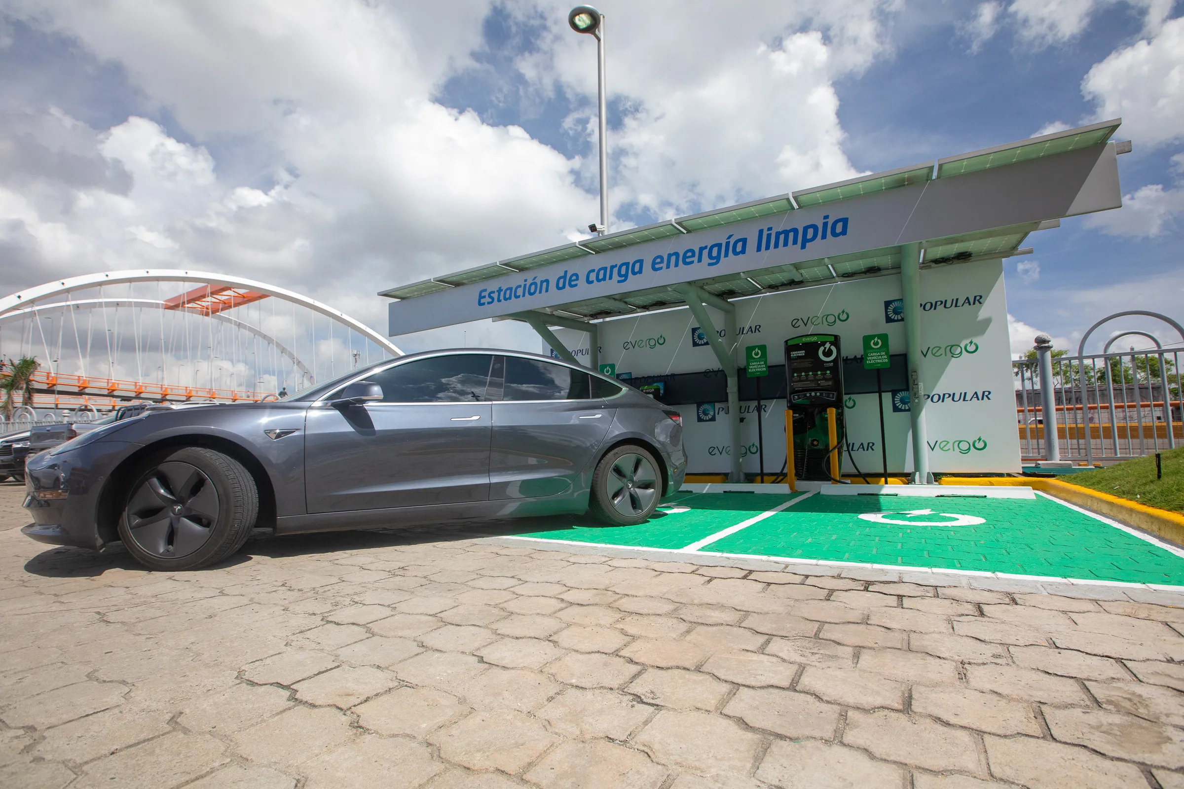 Banco Popular ha prestado RD$ 815 millones para vehículos eléctricos