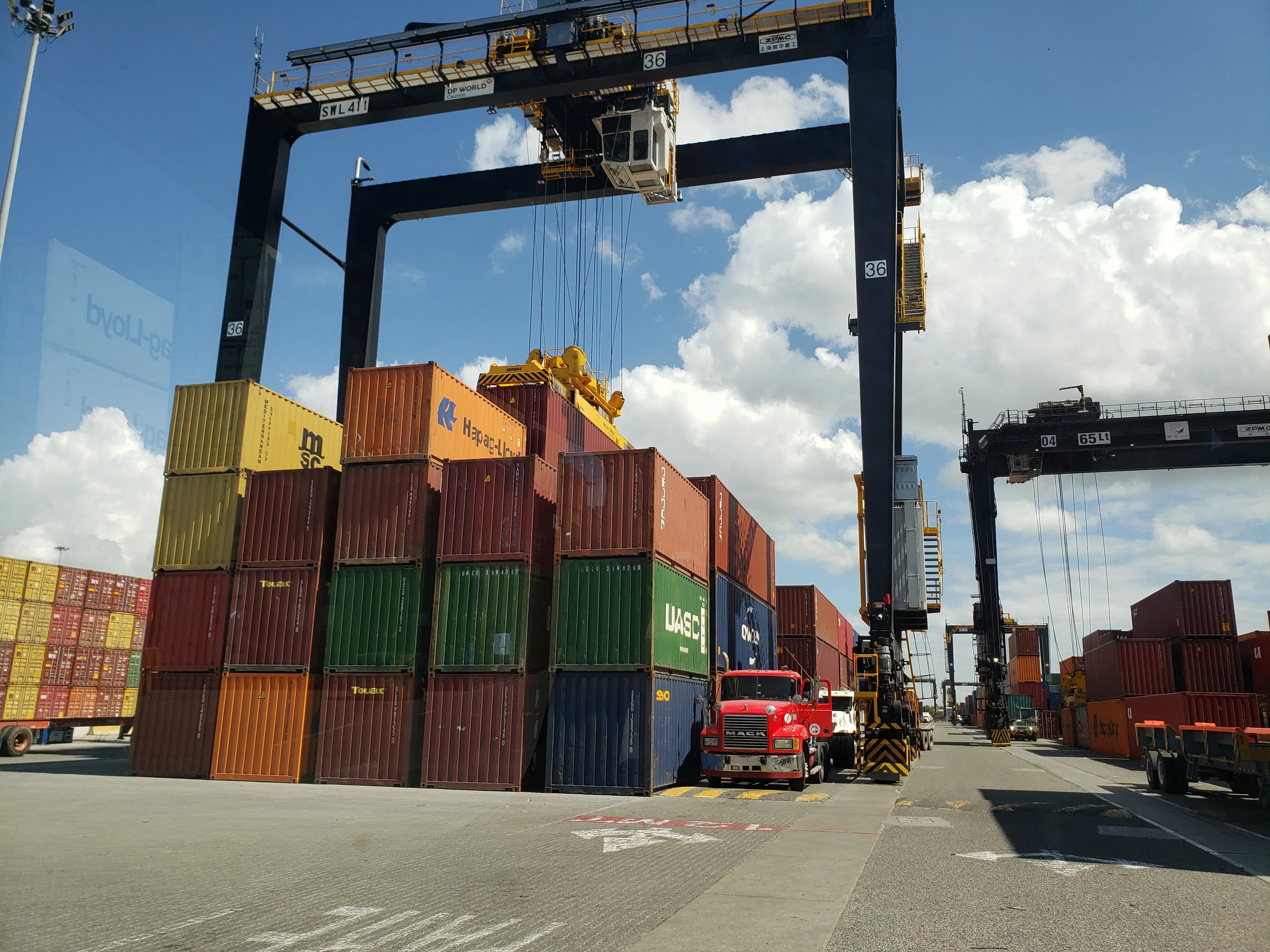 RD registró US$ 1,112.8 millones en exportaciones en el mes de junio