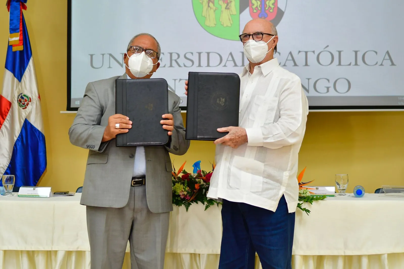 Suscriben convenio por otros diez años para educación continua