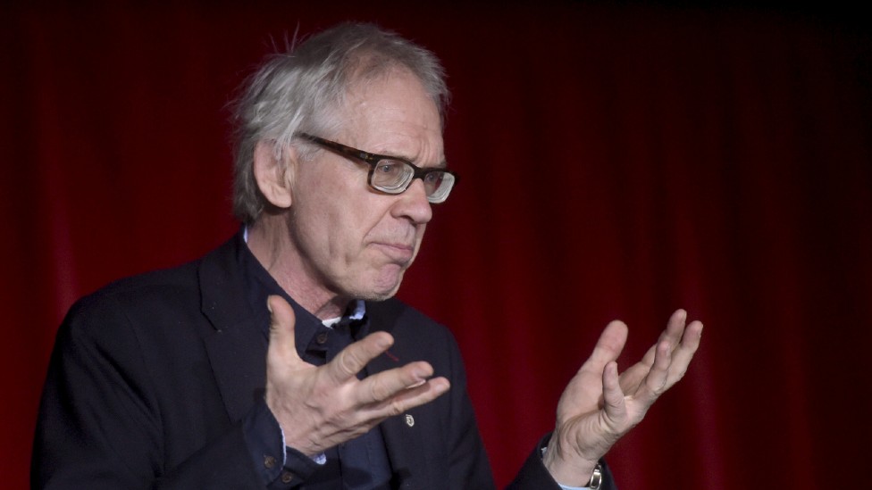 Muere en accidente Lars Vilks, el caricaturista sueco que desató un escándalo global por su dibujo de Mahoma