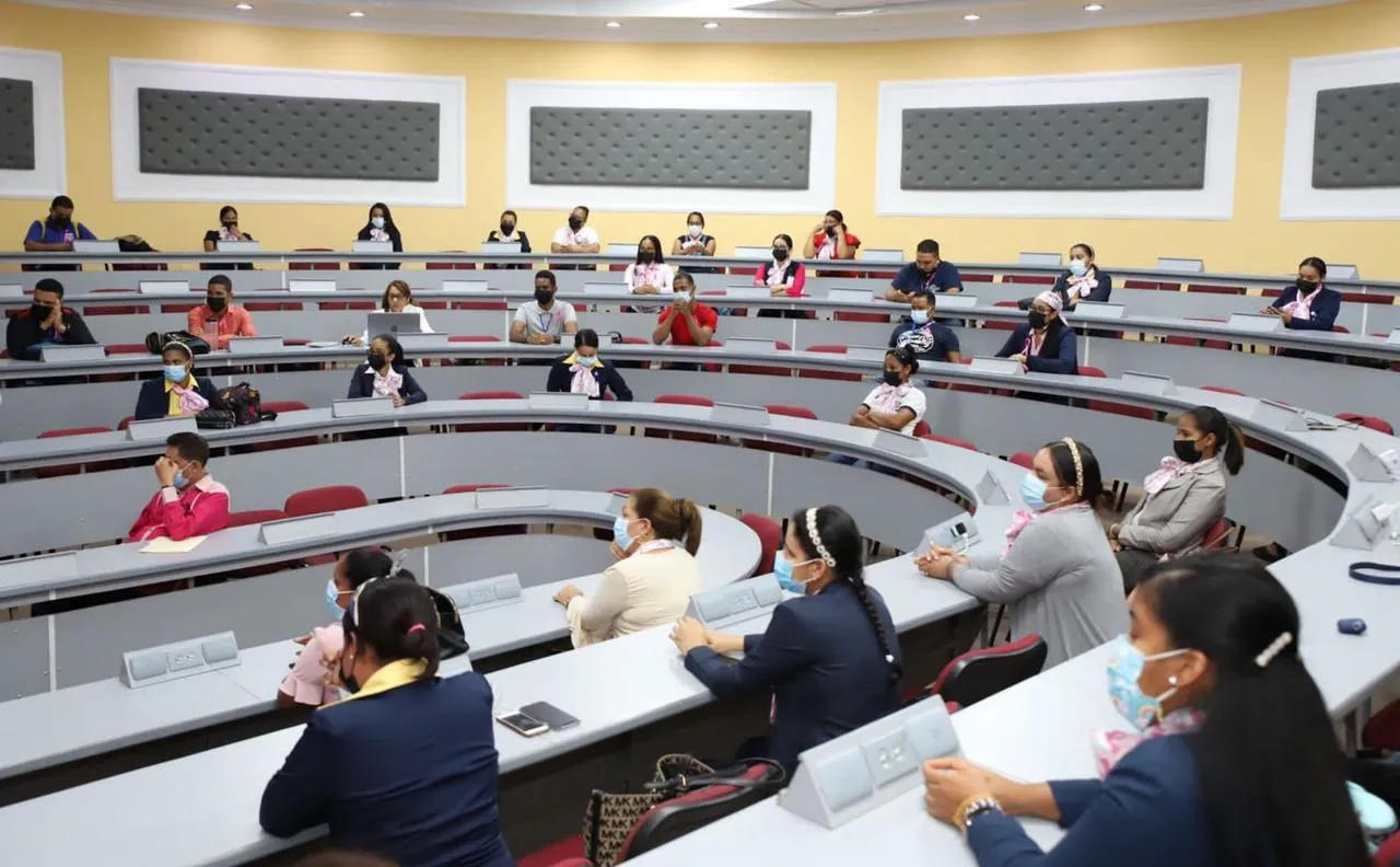 Universidad Católica Nordestana auspicia actividades de prevención del cáncer de mama