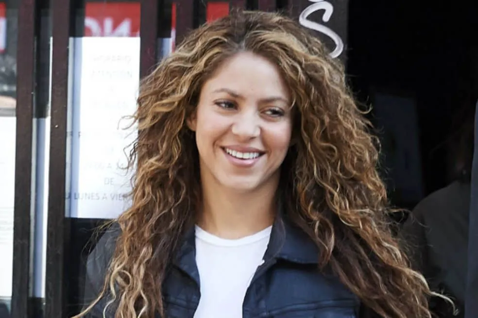 Shakira dice estar en una de las horas más difíciles y oscuras de su vida