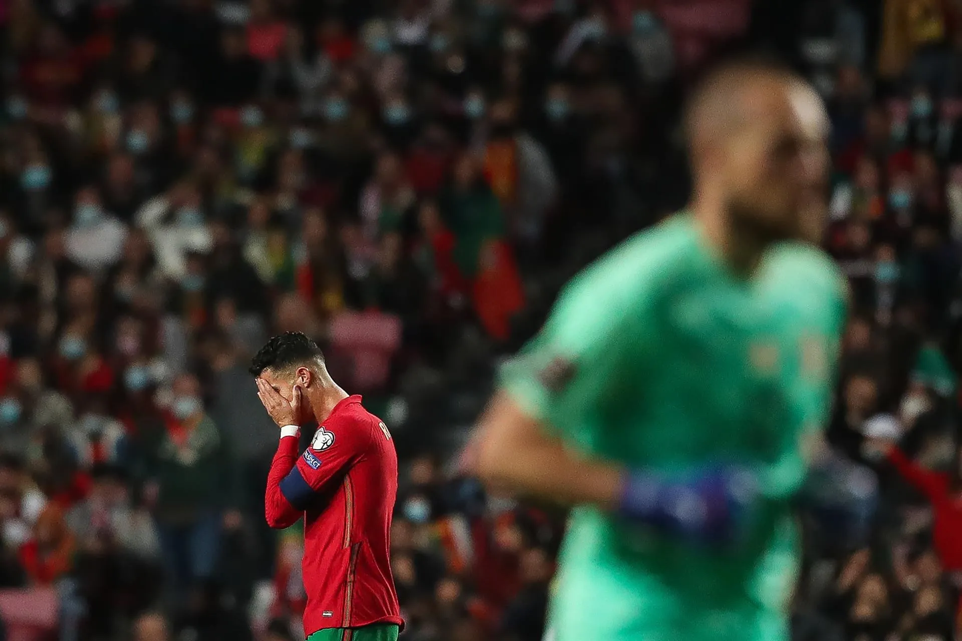 Prensa arrasa a la selección portuguesa de Cristiano: 