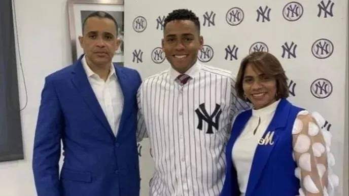 Los Yankees de New York fichan al hijo del exdirector de la Policía Nacional