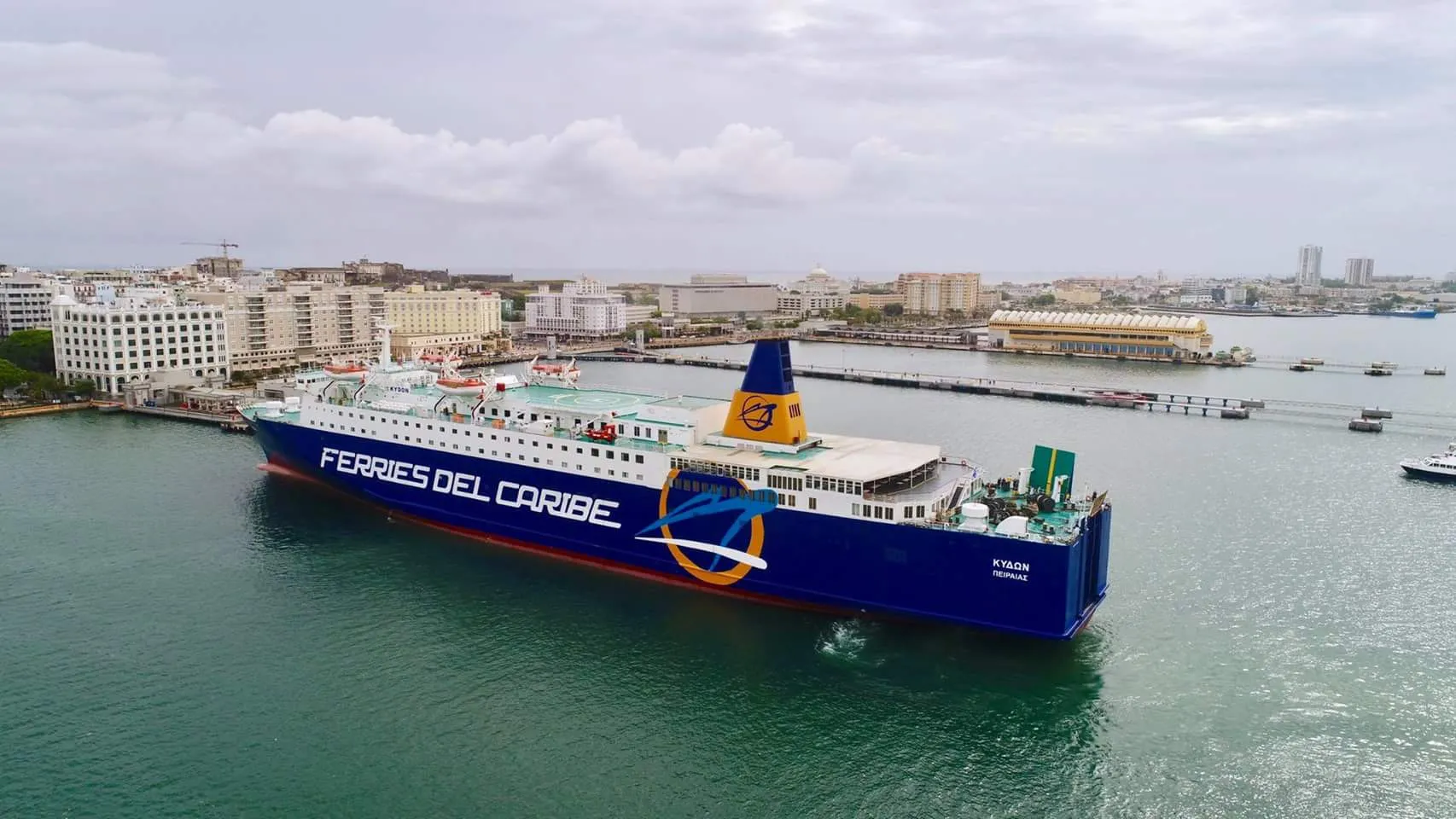 Dominicanos varados en Puerto Rico, en barco de Ferries del Caribe