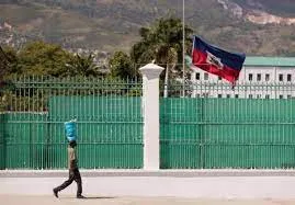 El Palacio Nacional de Haití no fue blanco directo de disparos