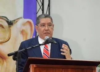 Ramón Valerio renuncia del PLD