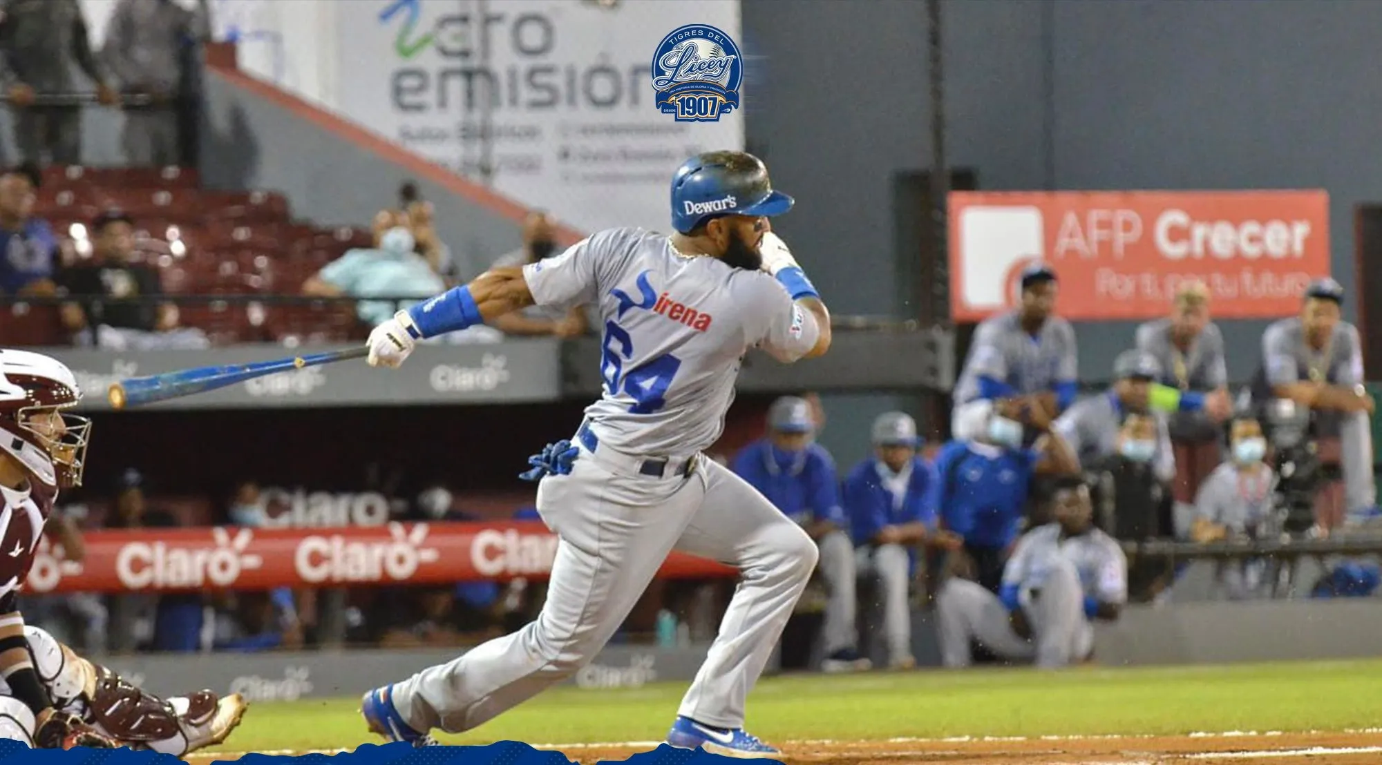 Gigantes, Estrellas, Tigres y Aguilas buscan la final del béisbol dominicano