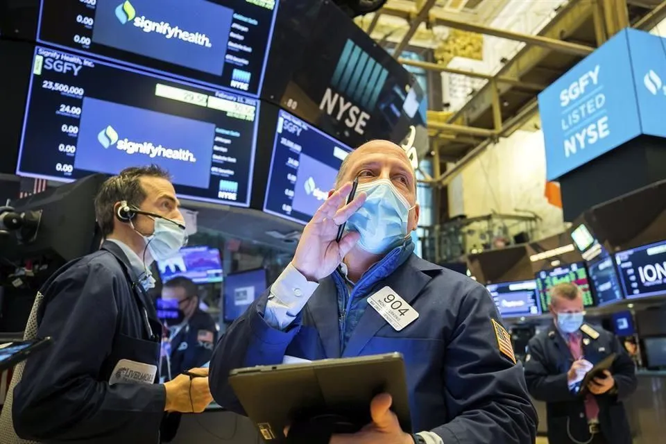 Wall Street abre verde y el Dow Jones sube 0,31% en la primera sesión del año
