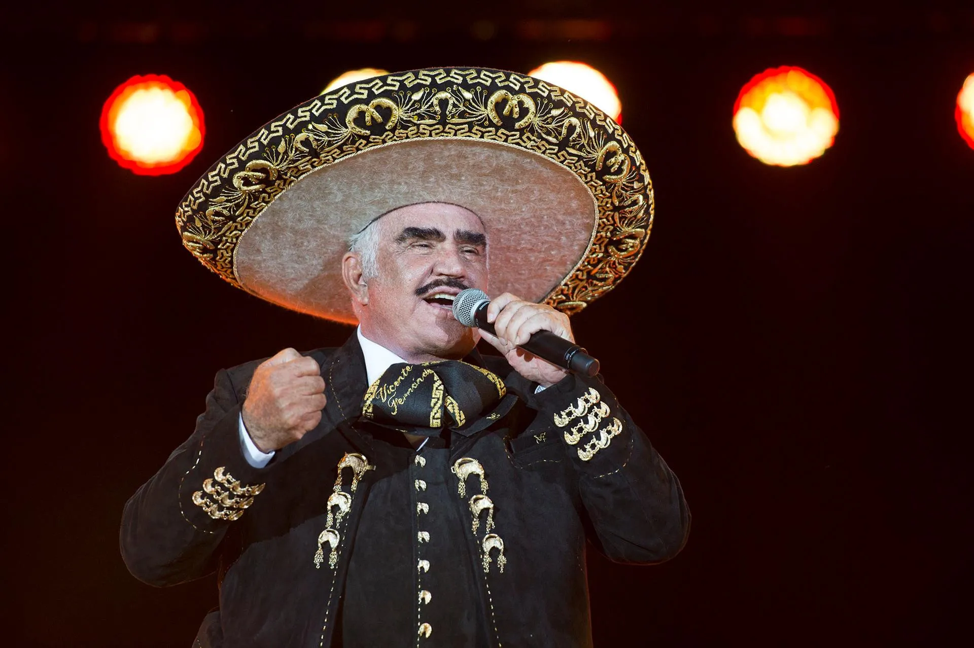 Fallece el ídolo mexicano Vicente Fernández a los 81 años de edad