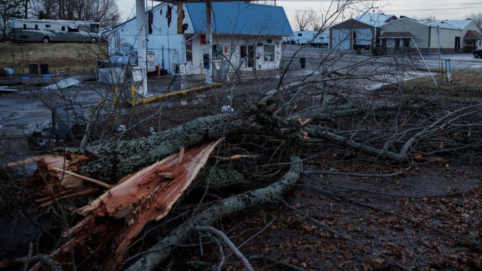 Tornados en Kentucky: se temen hasta 100 muertos tras los peores tornados en la historia de ese estado