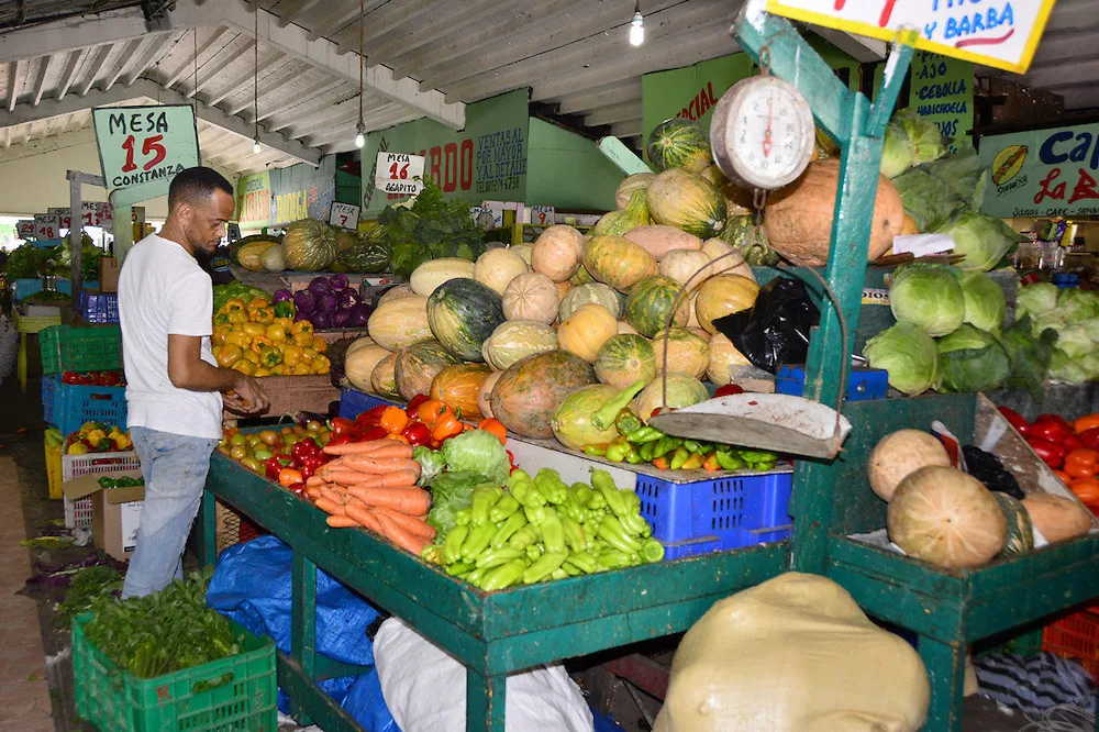 Alimentos que bajaron de precio en agosto según el Gobierno