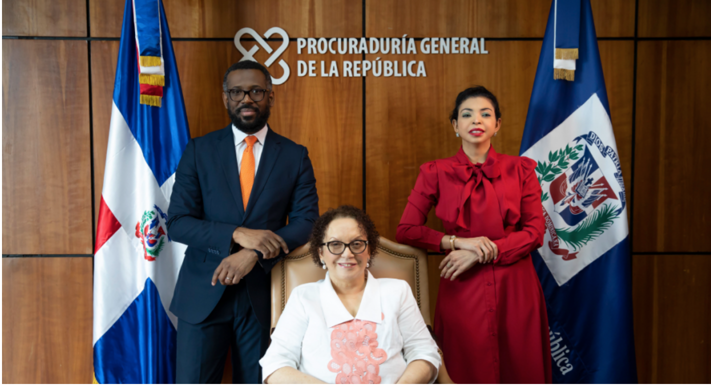Veinte organizaciones cívicas y empresariales de Santiago expresan apoyo al Ministerio Público y a reforma del Poder Judicial