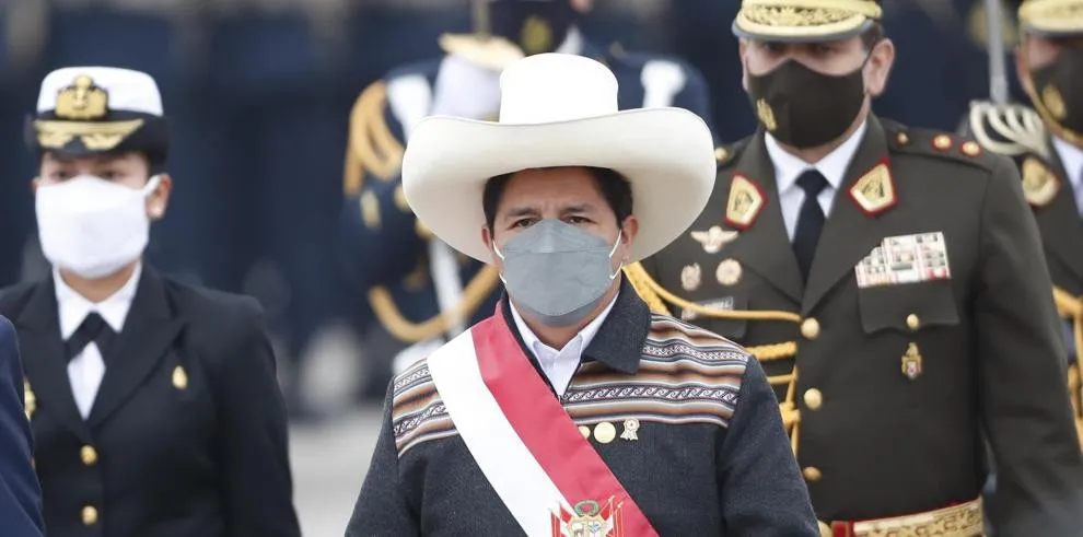 Congreso de Perú rechaza moción para destituir al presidente Castillo