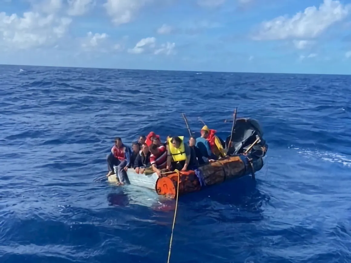Detienen a más de medio centenar de migrantes haitianos en cayo de Florida