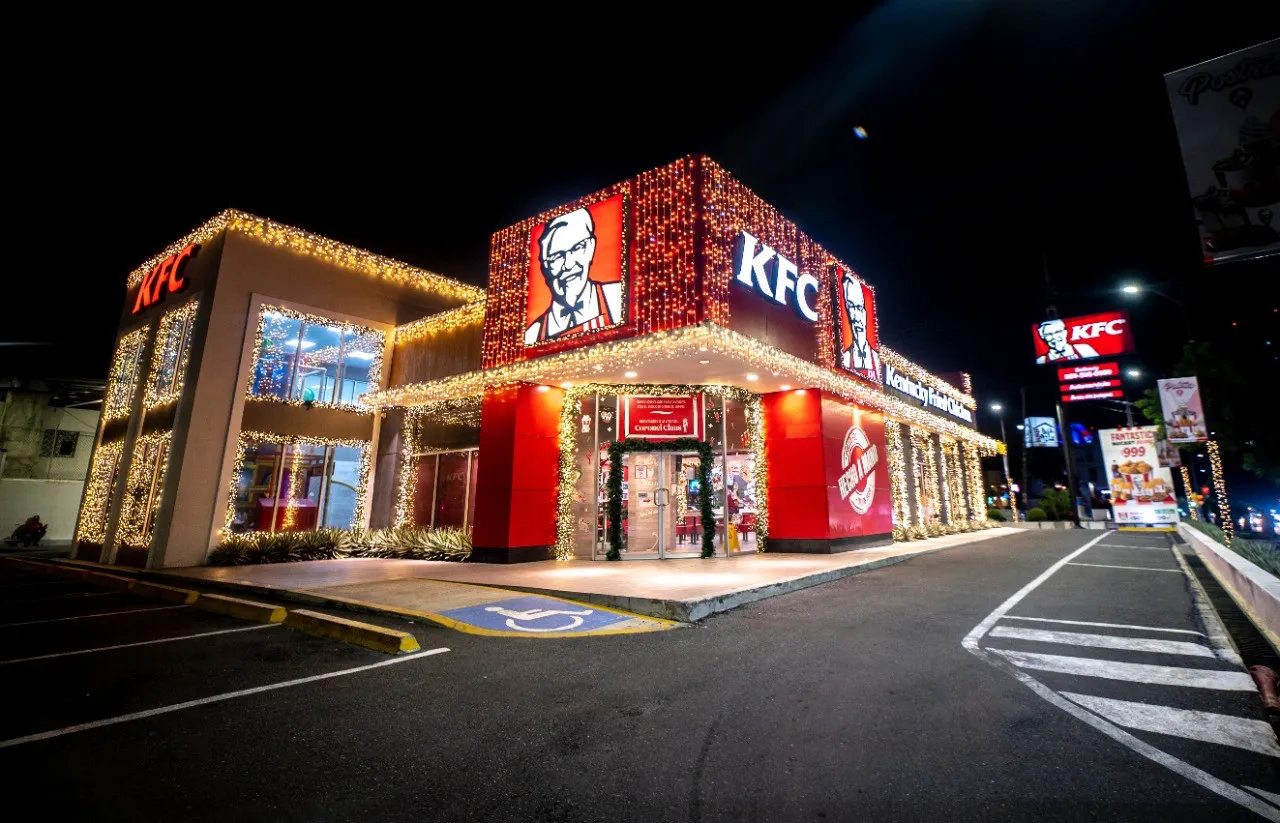 KFC inicia la navidad con la “Casa del Coronel Sanders”