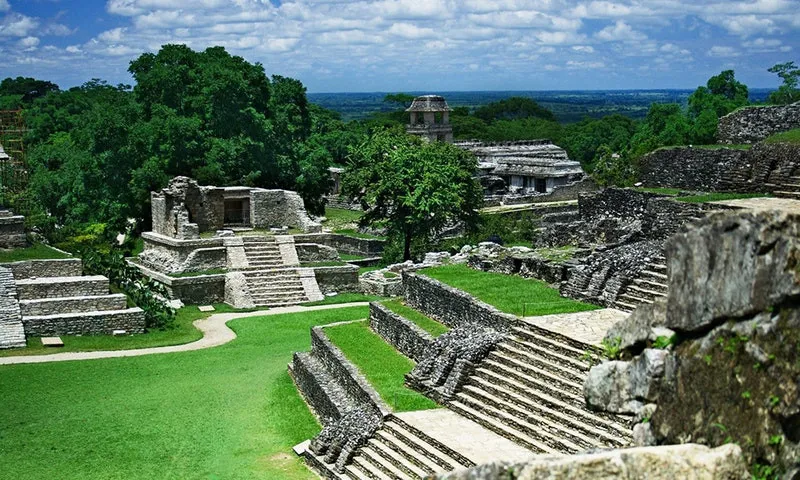Restricciones en otros países golpean la recuperación del turismo en México