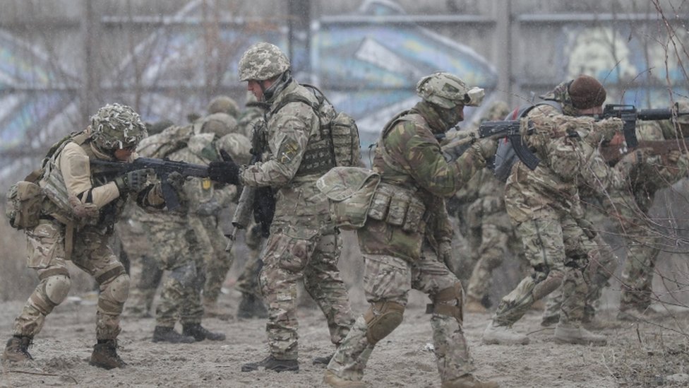 Estados Unidos asegura que Rusia está preparando una operación de sabotaje en Ucrania para justificar una invasión