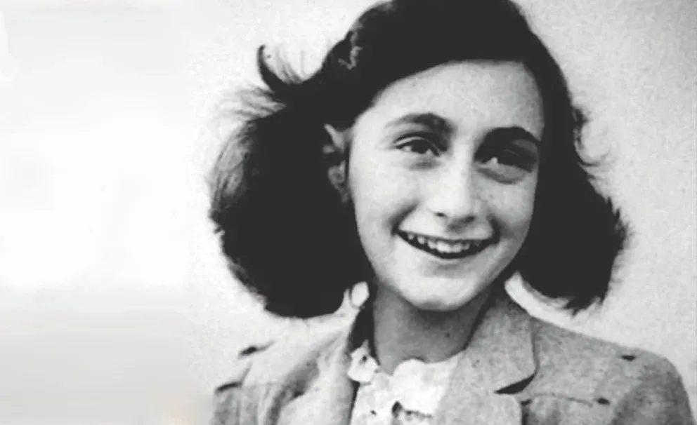 Notario judío de Ámsterdam delató escondite de Ana Frank a nazis