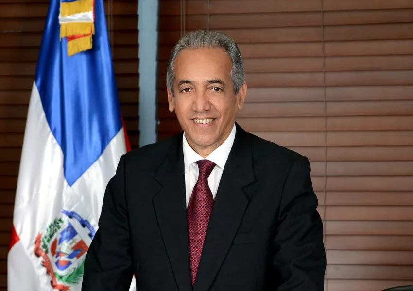 Cónsul dominicano en Miami destaca ahorro de US$2.4 millones