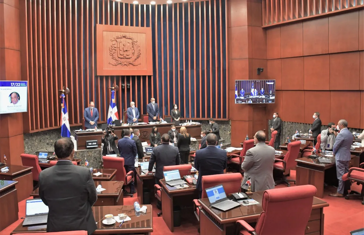 Senado aprueba en primera lectura proyecto de Ley de medidas especiales para APP