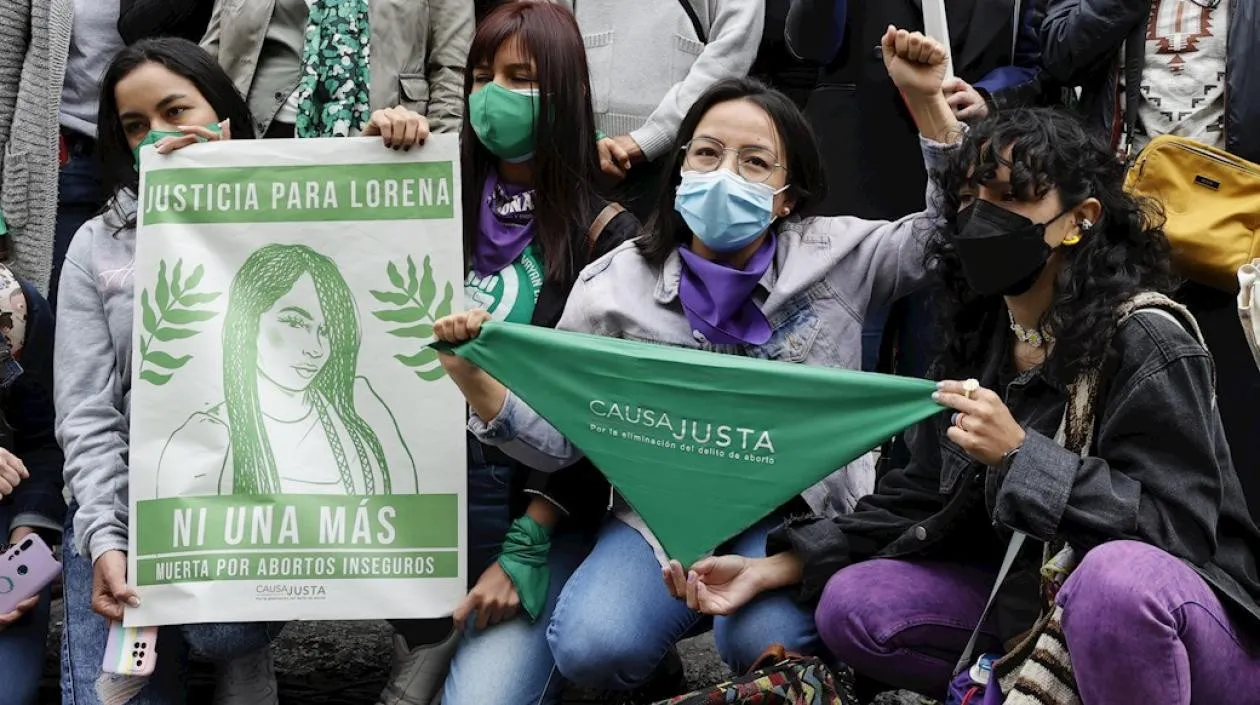 Despenalización del aborto queda empatada en corte de Colombia
