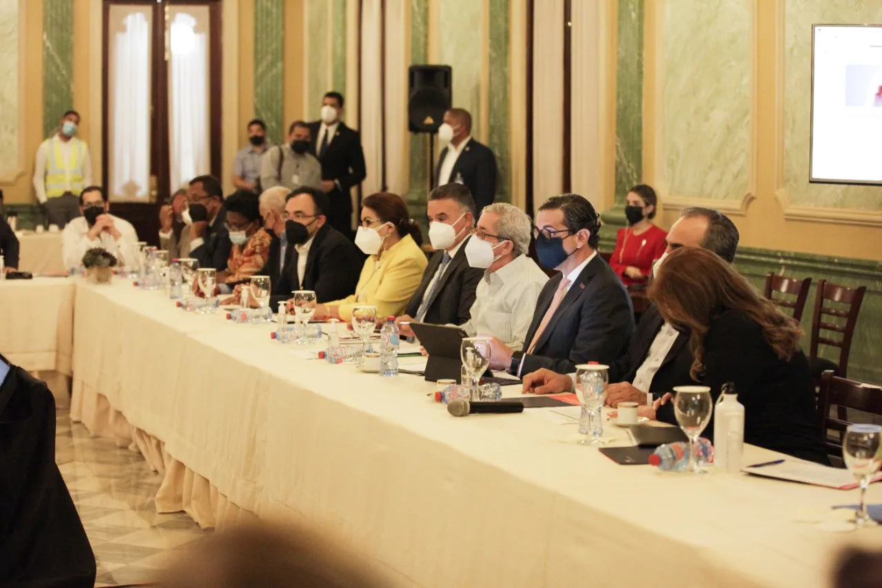 Abinader encabeza mesa de trabajo del Diálogo para las Reformas