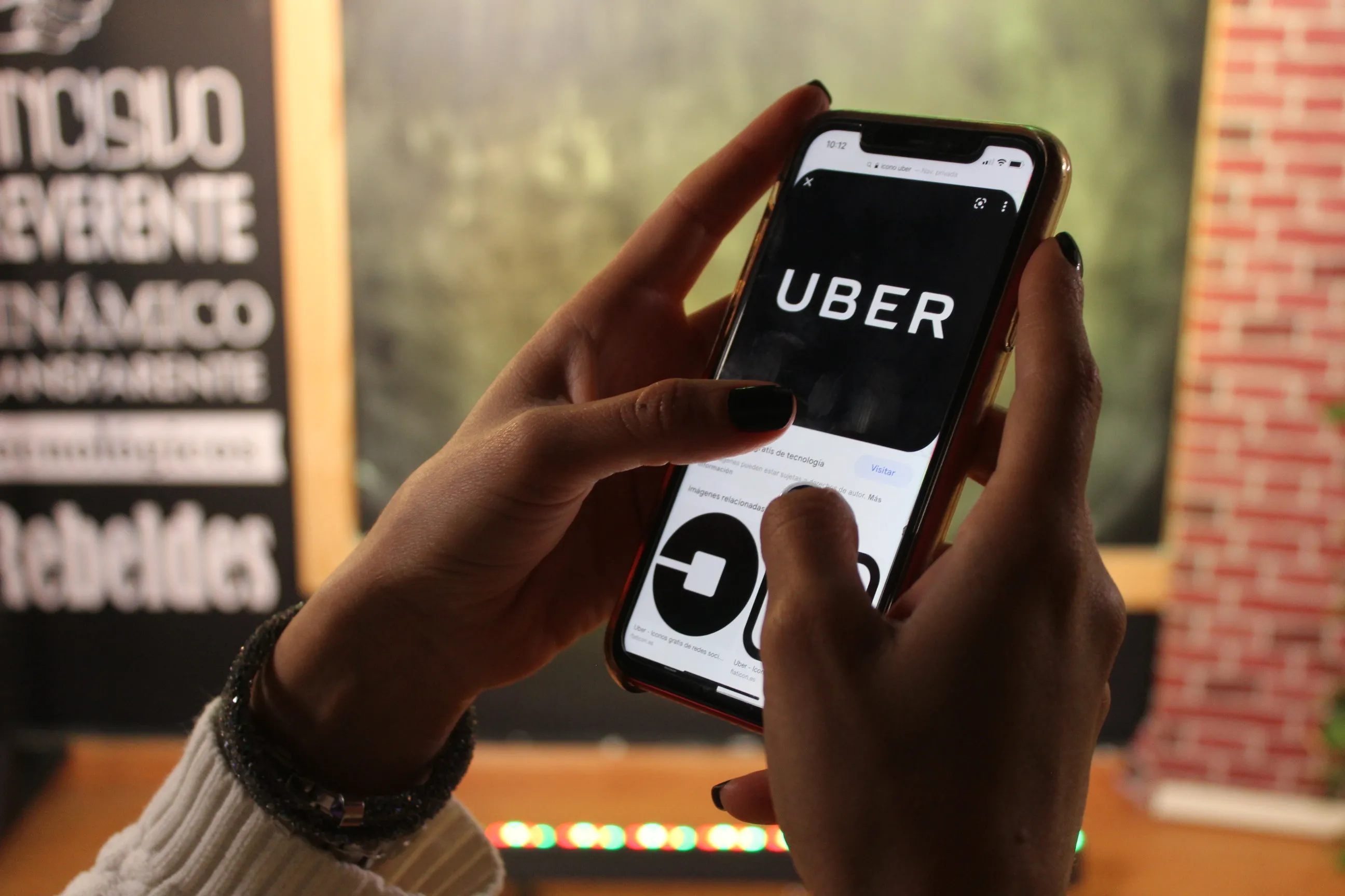 Uber perdió 496 millones de dólares en 2021, una mejora con respecto a 2020