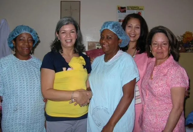 Diez años del “Programa Mamá Canguro” en Hospital San Lorenzo de Los Mina