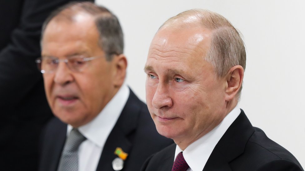 Rusia y Ucrania: potencias occidentales imponen sanciones directas sobre Putin y su canciller Lavrov