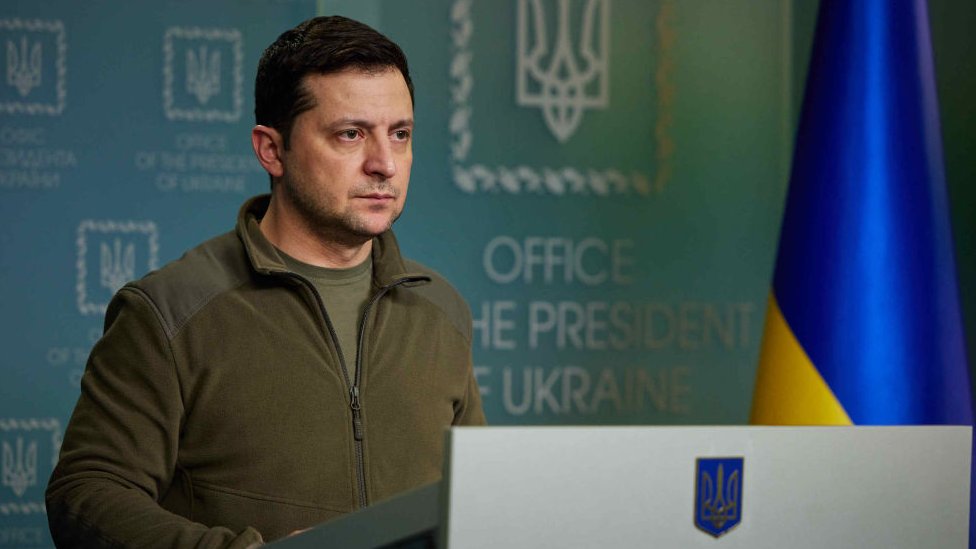 Rusia invade Ucrania: el Presidente de Ucrania dice que delgaciones rusas y ucranianas se reunirán en la frontera bielorrusa