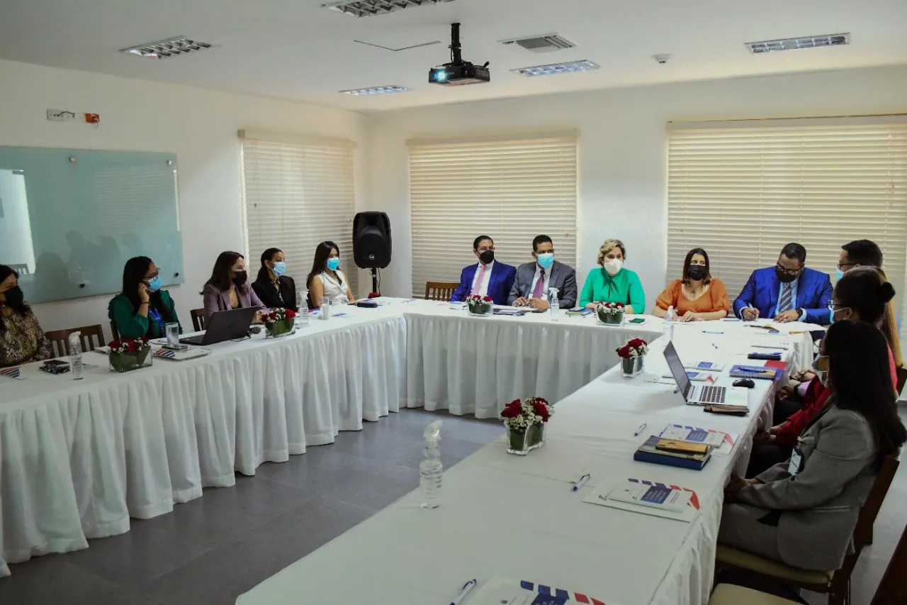 ProCompetencia y Compras y Contrataciones forman mesa técnica de trabajo