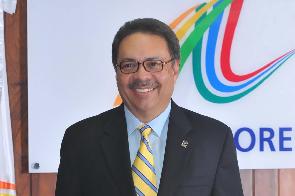 Simón Suárez, del Aeropuerto de Punta Cana, dice TSA “asesta un golpe de gracia al proyecto” del AIB