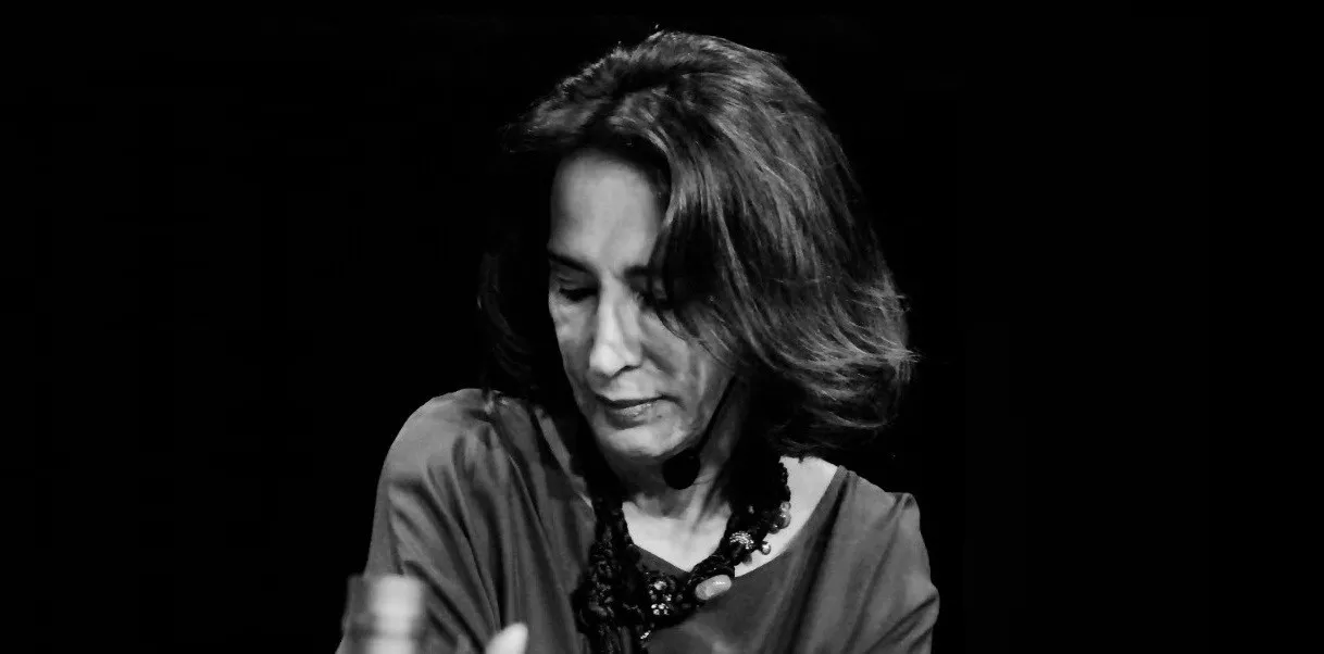 Soledad Álvarez: La poesía es pasión y el ensayo, paseo gozoso