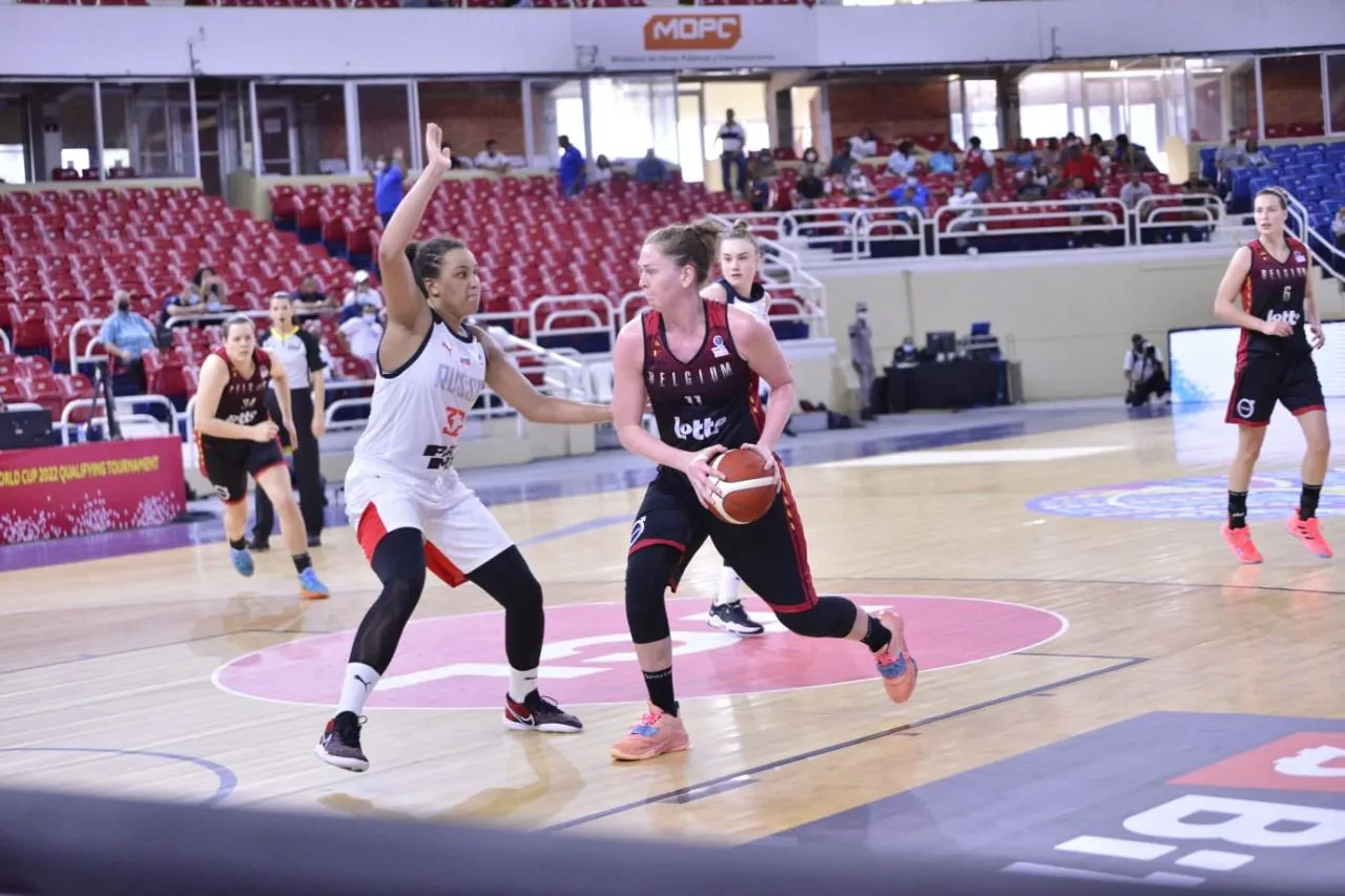 Bélgica derrota a Rusia y clasifica en Mundial Femenino de Baloncesto