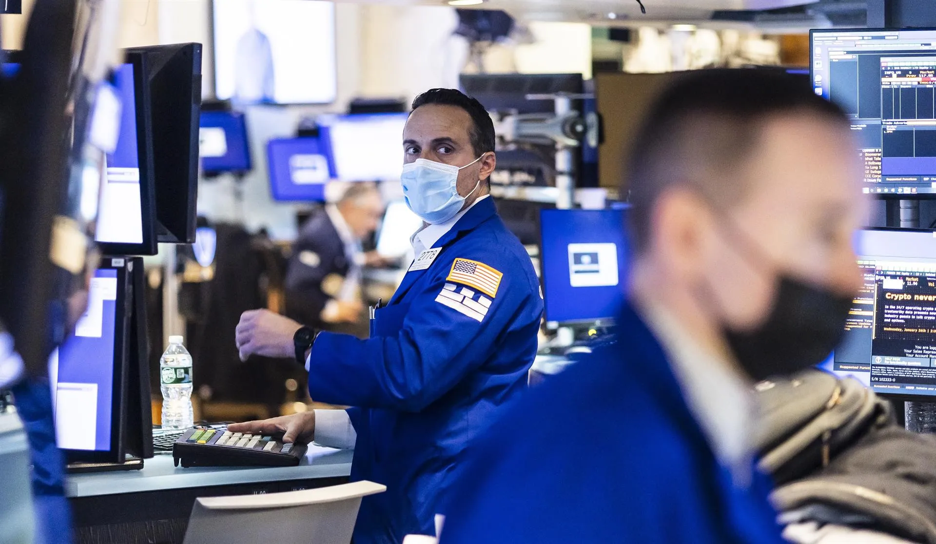 Wall Street cierra en rojo y el Dow Jones baja