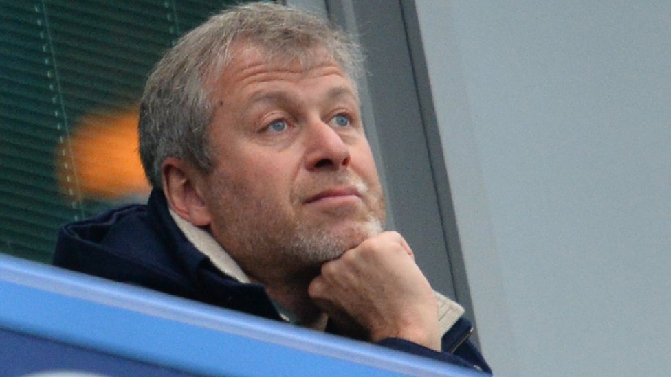 Rusia y Ucrania: Reino Unido sanciona al multimillonario ruso Roman Abramovich