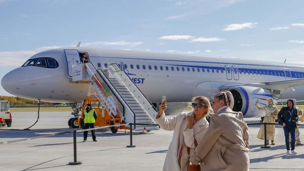 Conflicto Rusia y Ucrania: la polémica ley de Putin para no devolver a Occidente más de 500 aeronaves comerciales