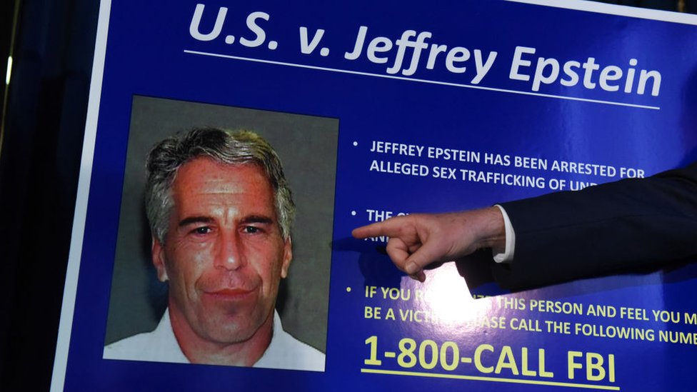 Epstein tenía videos sexuales de Bill Clinton, príncipe Andrew y Richard Branson