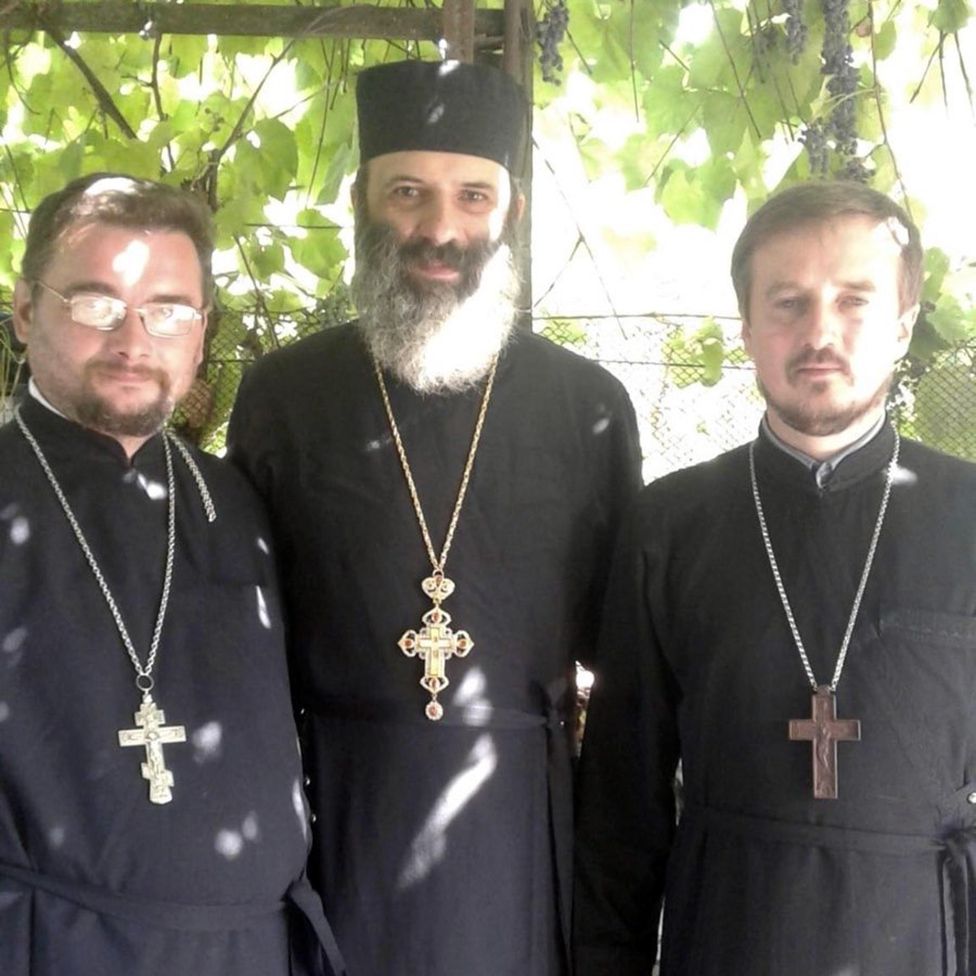 Rusia y Ucrania: el sacerdote ucraniano desarmado a quien le dispararon en un puesto de control