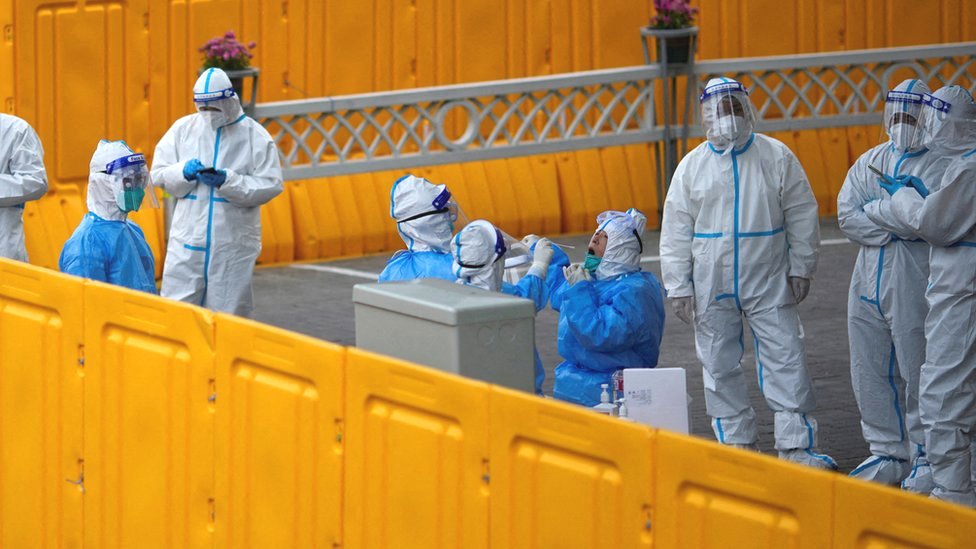 Covid-19: China ordena el mayor confinamiento para la megaurbe de Shanghái