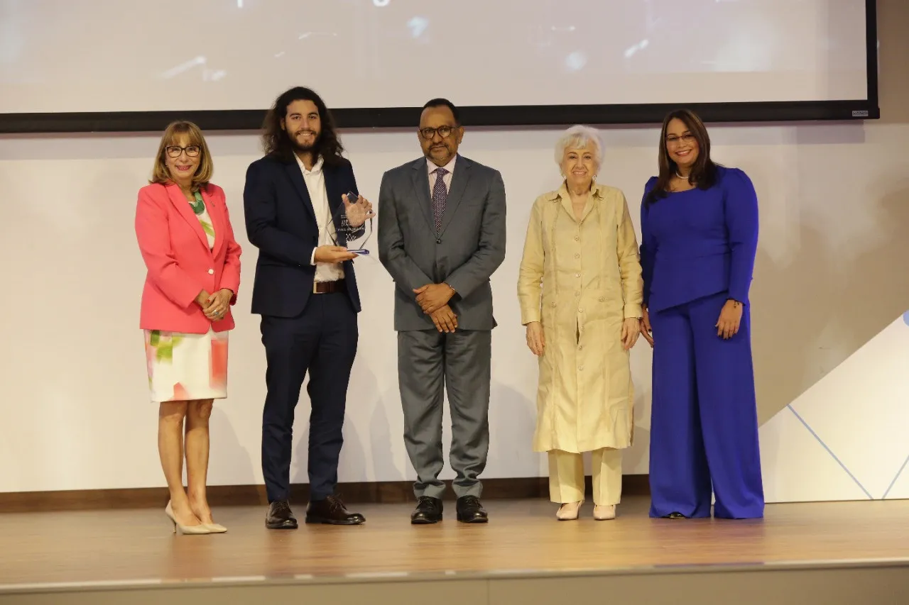 Dirección de Ética entrega tercer Premio Nacional de Periodismo de Datos