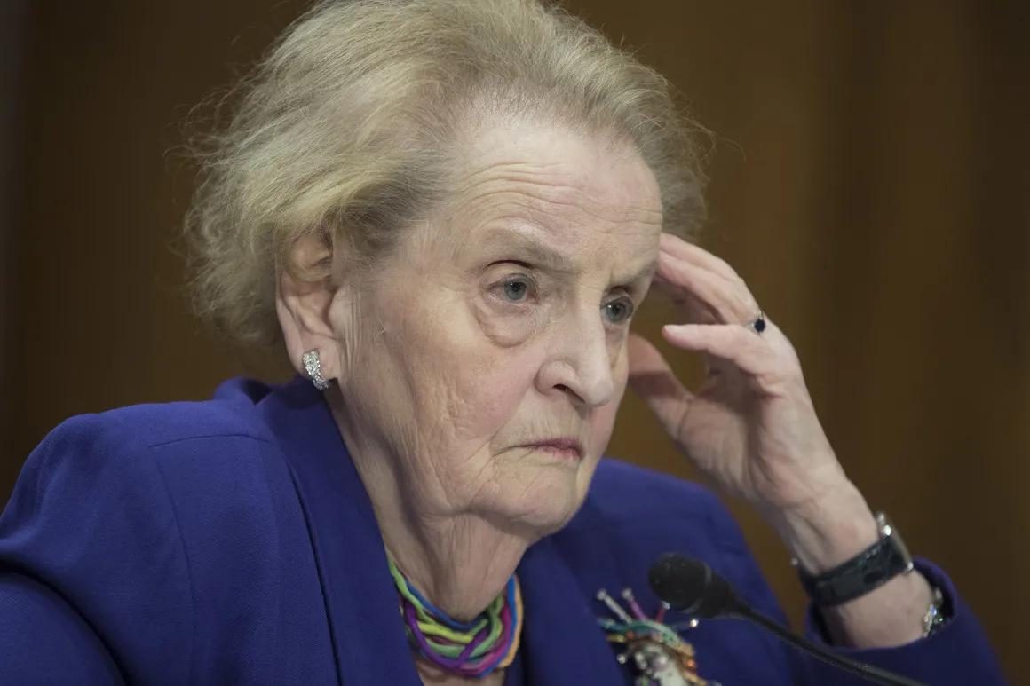 Muere Madeleine Albright, la primera mujer que lideró la diplomacia de EE.UU.