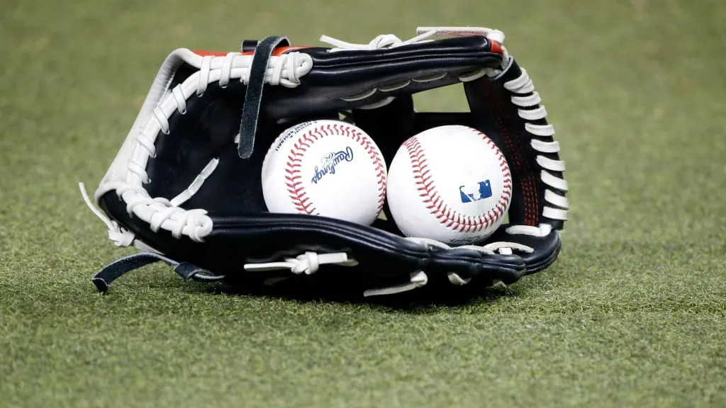 MLB amplia propuesta de impuesto de lujo, pero no convence a peloteros