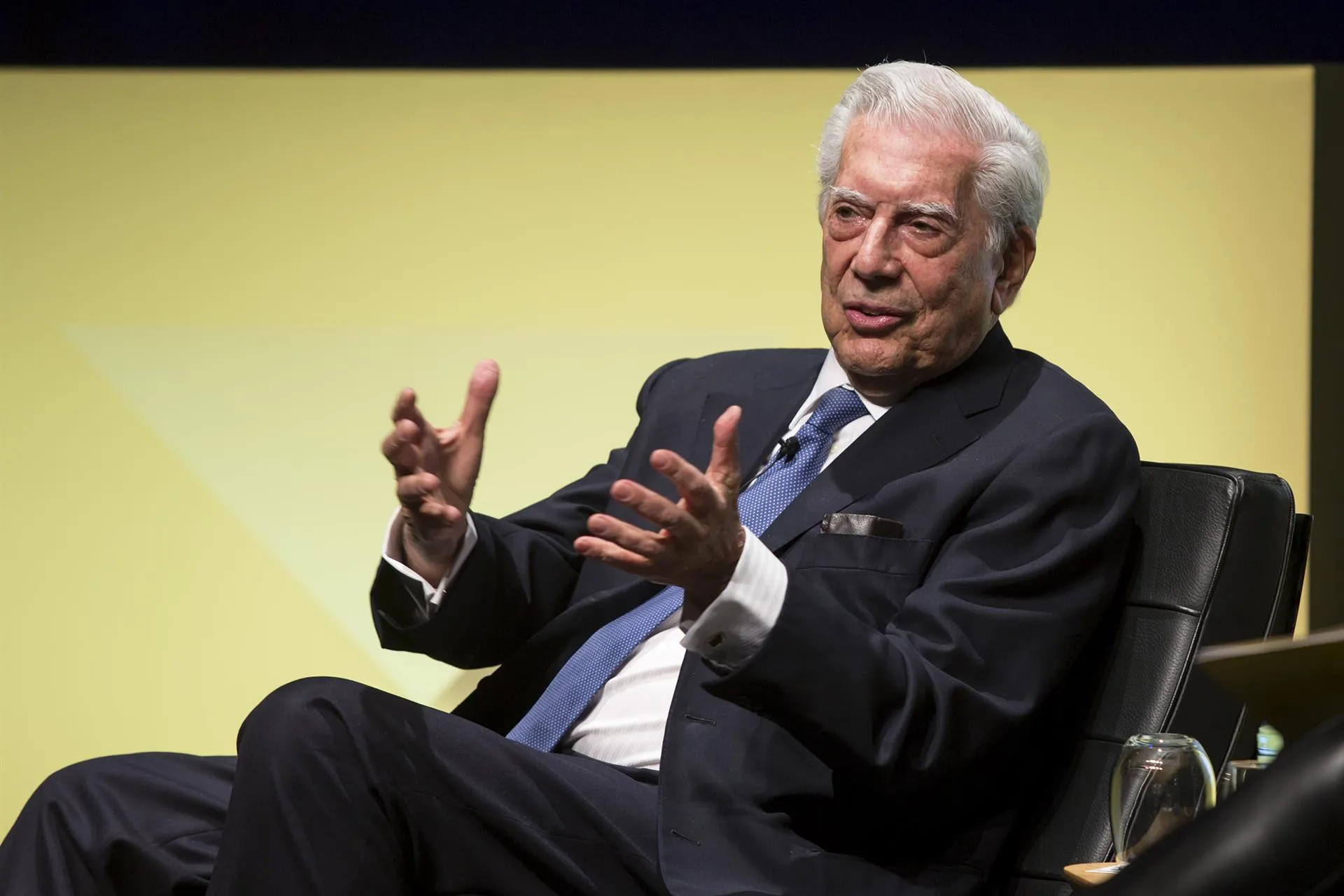 Vargas Llosa valora a Uruguay, el 
