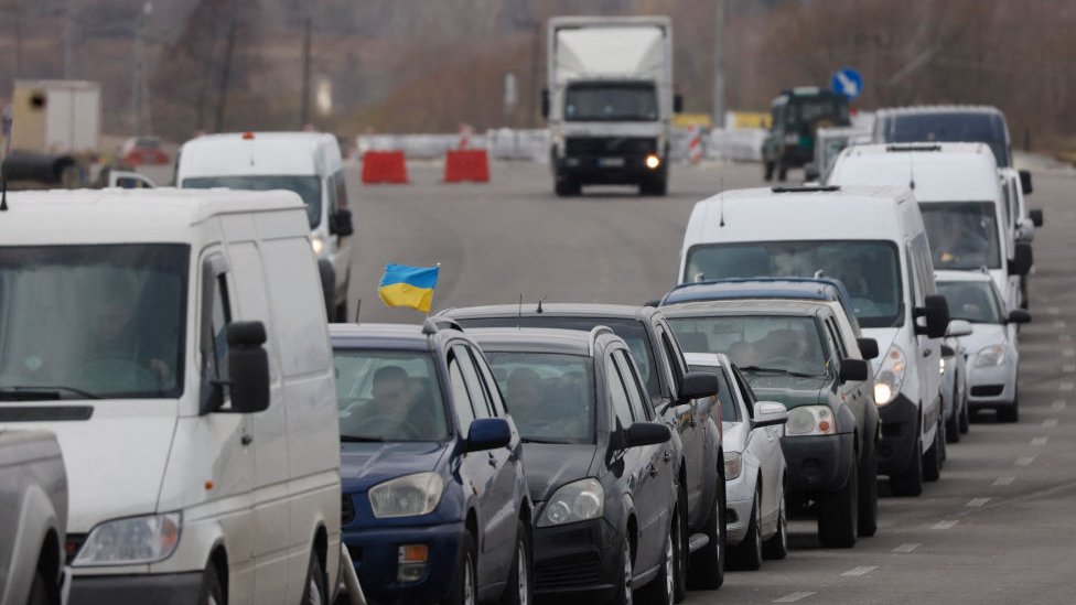 Rusia y Ucrania: la terrible muerte de una pareja ucraniana que trataba de escapar con su pequeño hijo del cerco ruso a Kiev