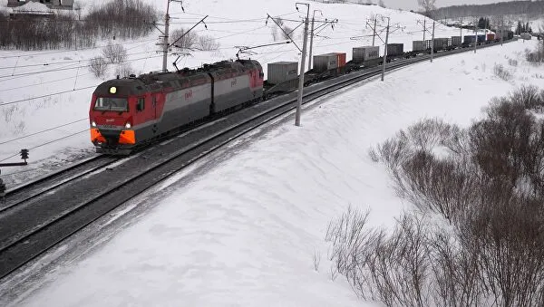 Compañías ferroviarias de Rusia y China acuerdan aumentar tránsito de carga
