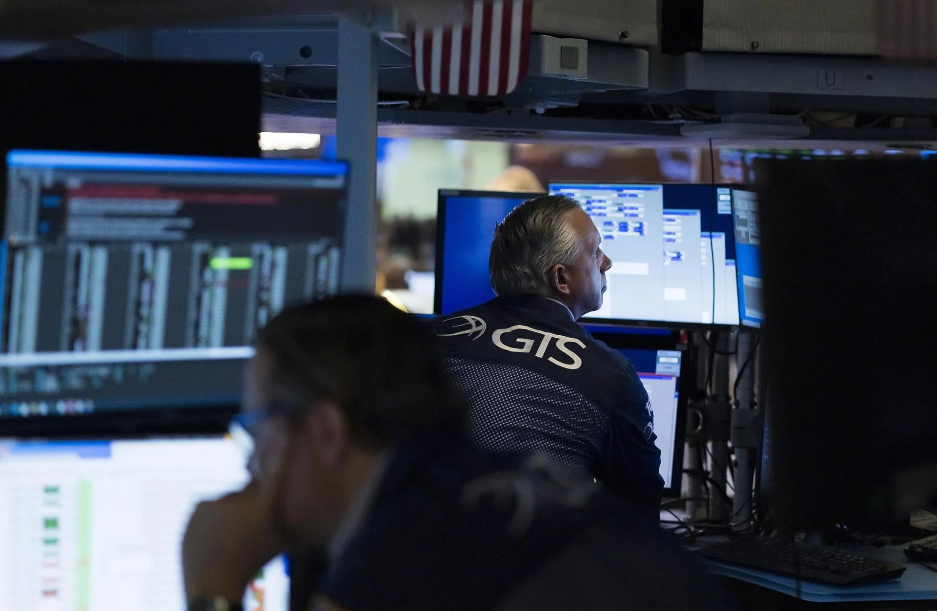 Wall Street abre en terreno mixto y el Dow Jones baja un 0,14 %