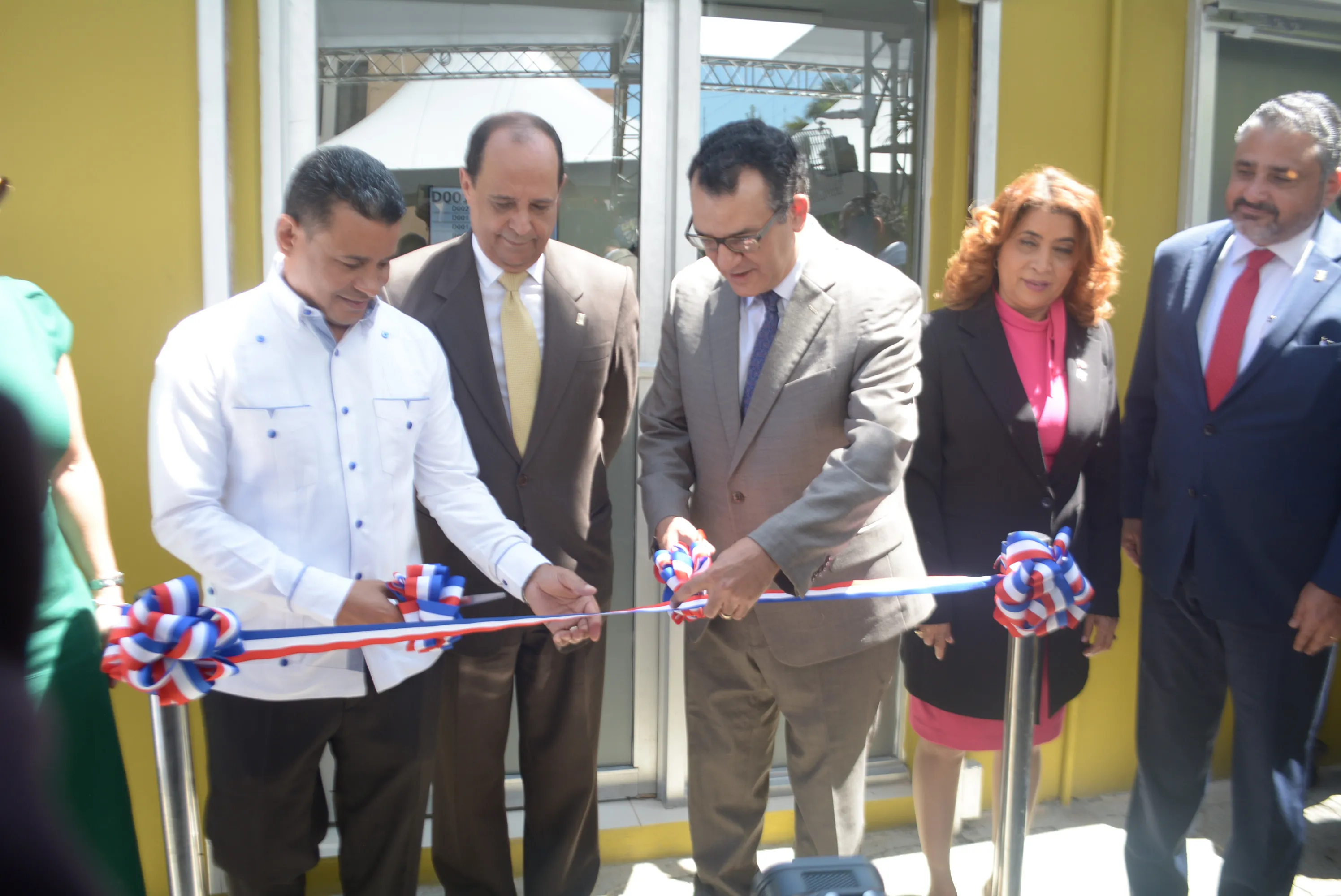 La JCE inaugura la quinta oficina de registro civil en Santiago